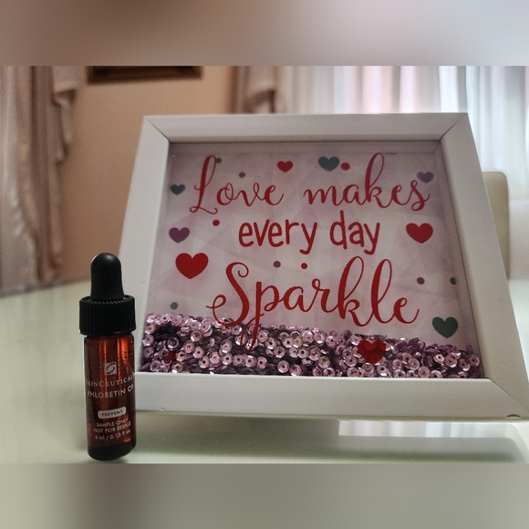 2/$20✨️SC Phloretin CF✨️ - Picture 2 of 2